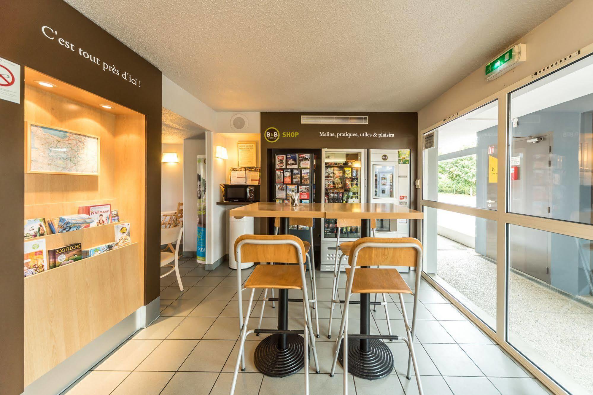 B&B Hotel Alencon Nord Εξωτερικό φωτογραφία